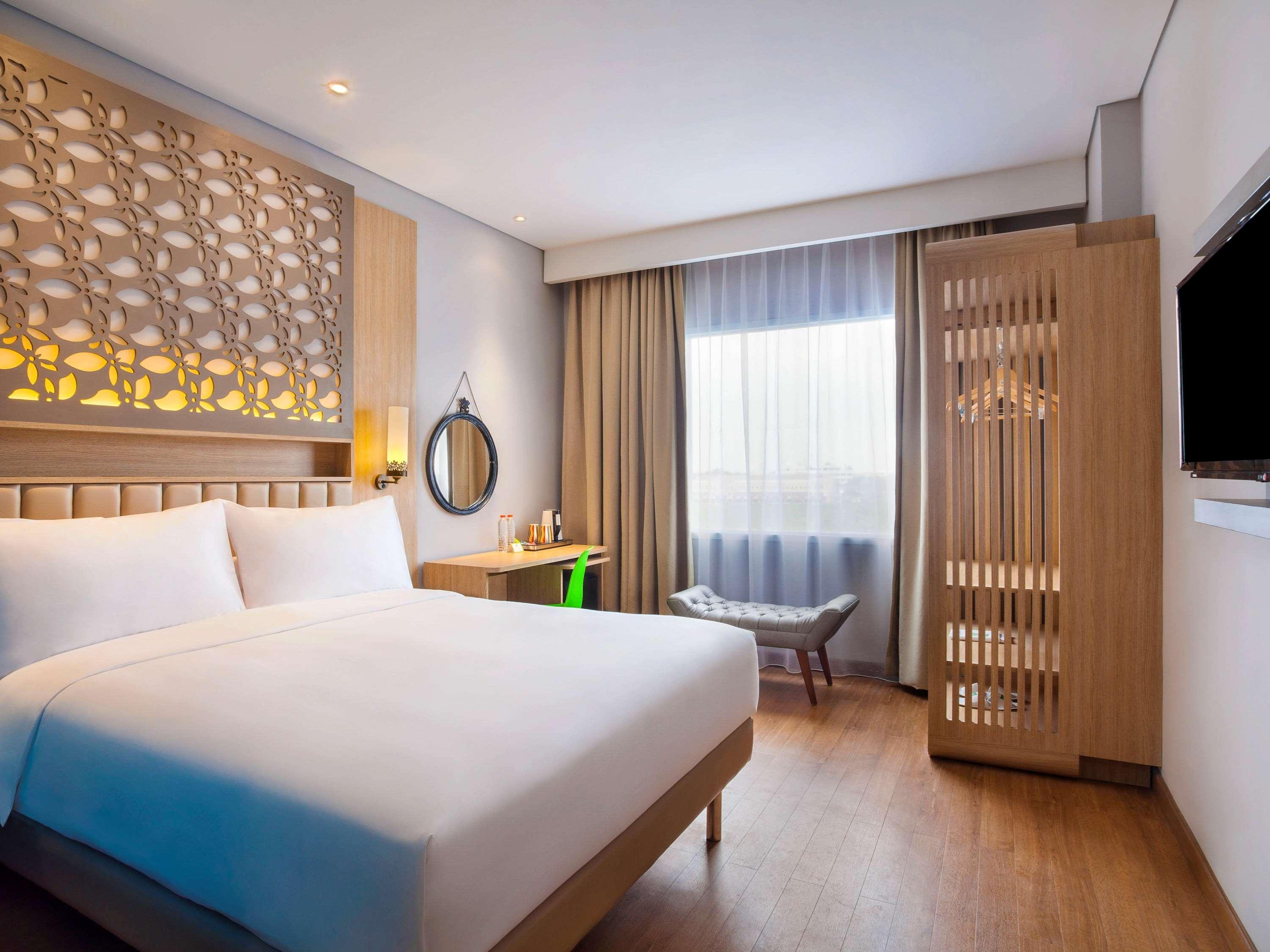 Ibis Styles Cikarang Hotel Bekasi Eksteriør billede